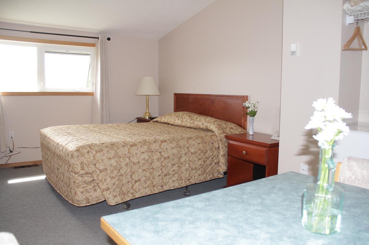 Garden Court Motel Manning Kültér fotó