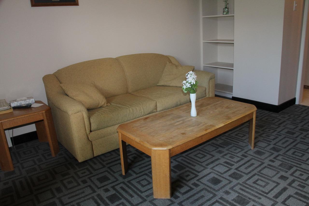 Garden Court Motel Manning Kültér fotó