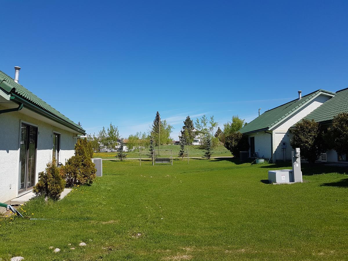Garden Court Motel Manning Kültér fotó